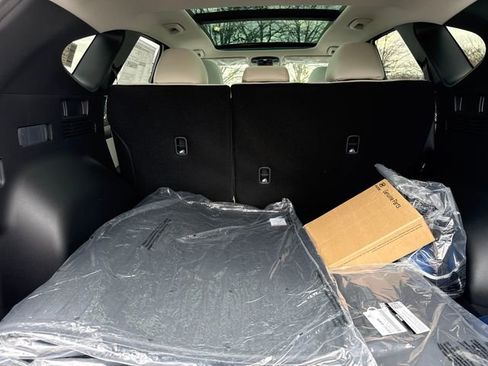 New 2026 Hyundai Tucson Limited image 33