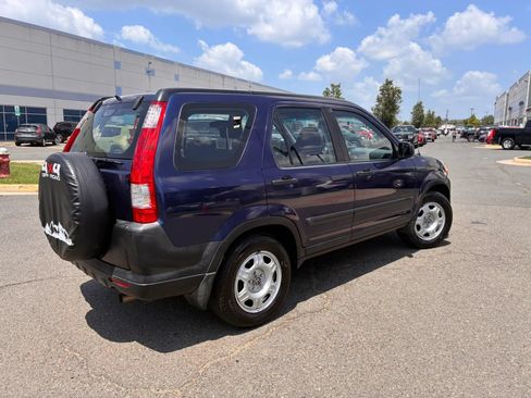 Used 2005 Honda CR-V LX image 13