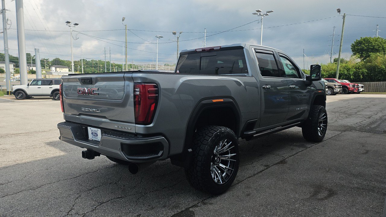 Used 2024 GMC Sierra 2500 Denali w/ Denali Reserve Package AWD/4WD image 5