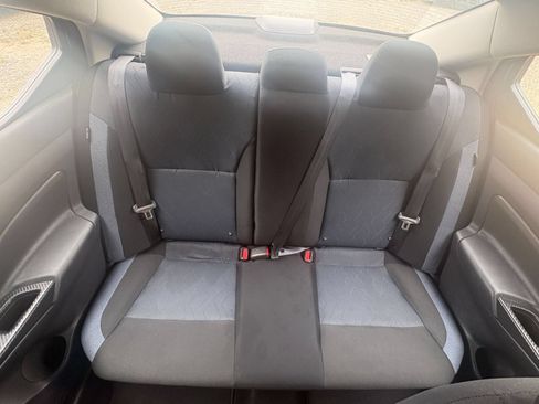 Used 2025 Nissan Versa SV FWD image 35