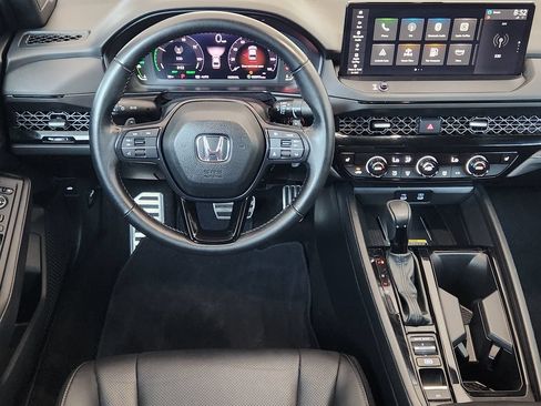 Used 2025 Honda Accord Sport image 26