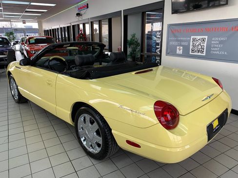 Used 2002 Ford Thunderbird Deluxe image 6