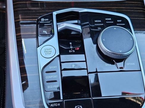 Used 2026 BMW X5 sDrive40i image 12