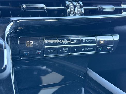 Certified 2023 Toyota Mirai XLE image 23