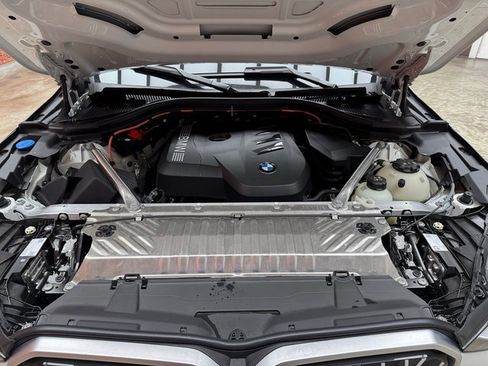 Certified 2025 BMW X3 xDrive30i w/ Convenience Package image 27