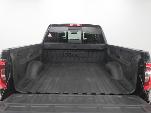 Used 2018 GMC Sierra 1500 SLT w/ SLT Premium Package image 11