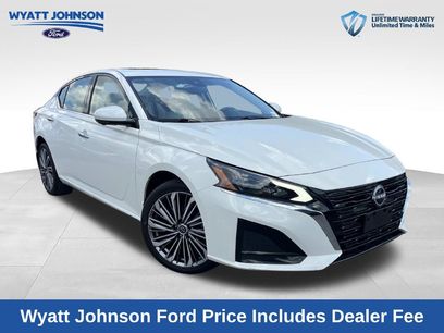 Used 2023 Nissan Altima 2.5 SL