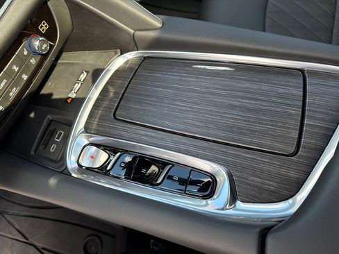 Certified 2024 Buick Enclave Avenir w/ Trailering Package, 5000 lbs. image 29