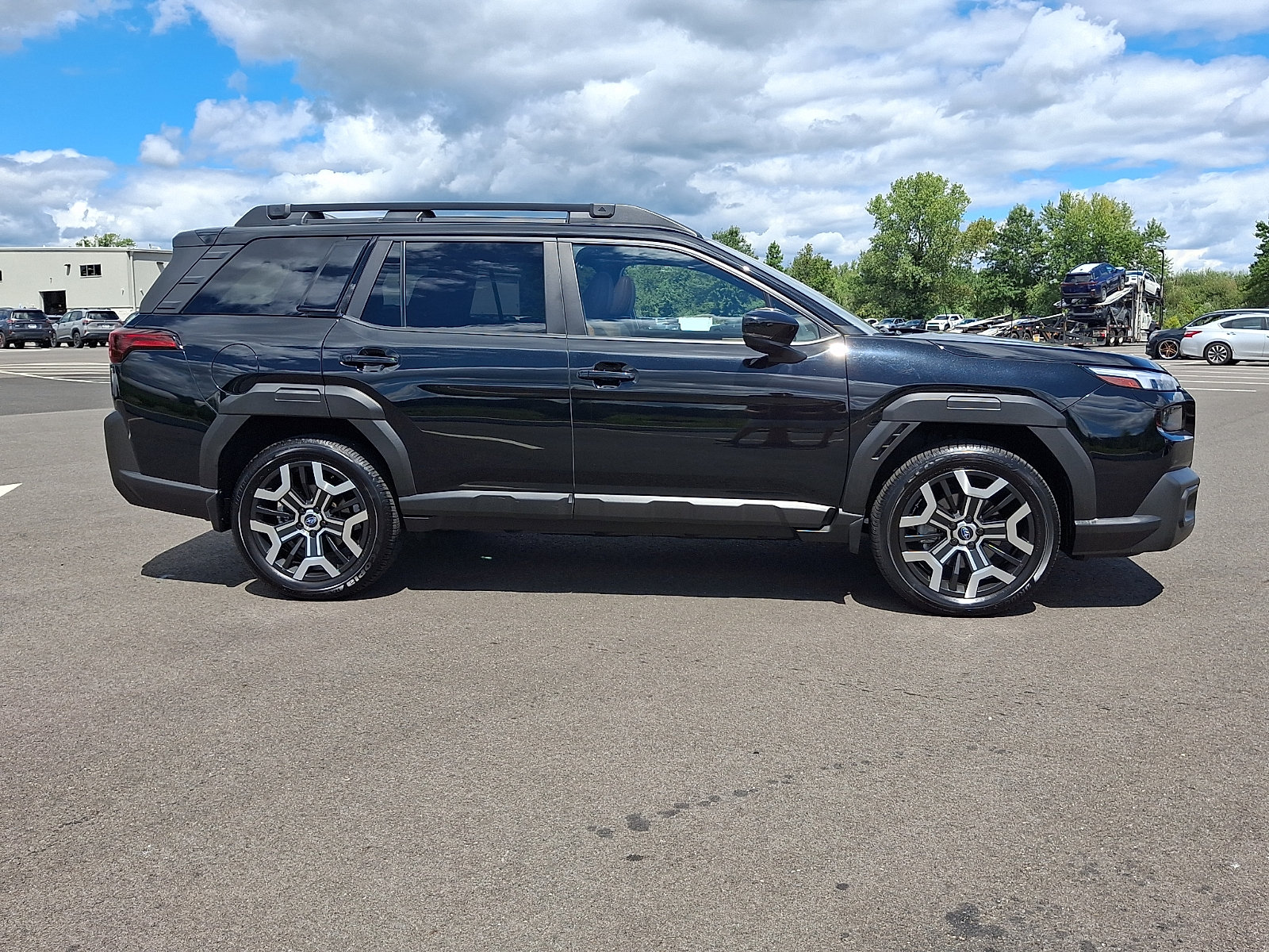 Certified 2026 Subaru Outback Touring XT AWD/4WD image 8