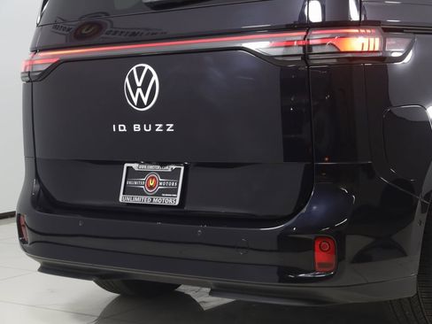 Used 2025 Volkswagen ID. Buzz Pro S image 48