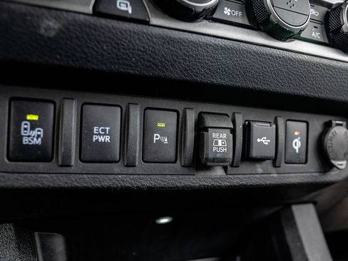 Used 2023 Toyota Tacoma TRD Sport w/ Advanced Technology Package AWD/4WD image 25