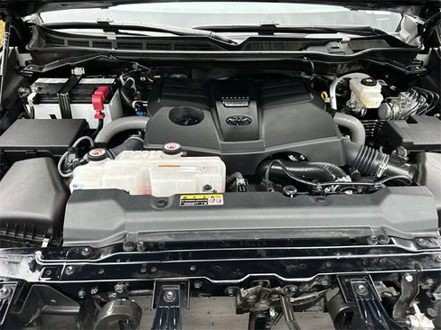 Used 2025 Toyota Tundra SR5 image 26