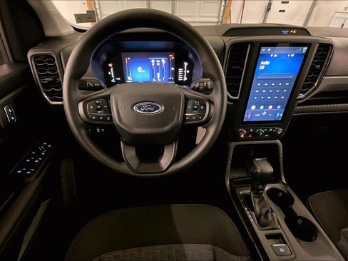 Used 2025 Ford Ranger XL w/ Trailer Tow Package image 5