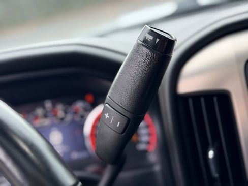 Used 2015 GMC Sierra 2500 Denali w/ Duramax Plus Package image 11