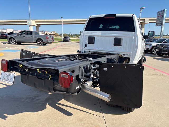 New 2026 RAM 3500 Tradesman AWD/4WD image 8