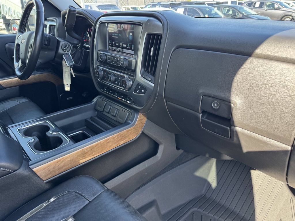 Used 2017 Chevrolet Silverado 1500 LTZ w/ Sport Package RWD image 9