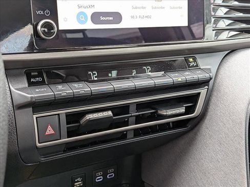 Used 2025 Toyota Camry LE image 14