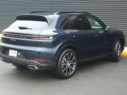 New 2026 Porsche Cayenne AWD/4WD image 8