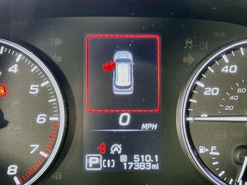 Used 2025 Subaru Forester Limited AWD/4WD image 12