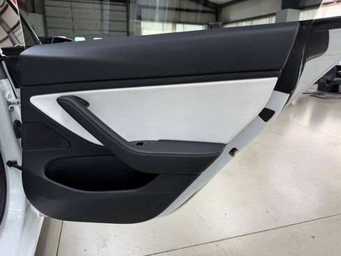 Used 2018 Tesla Model 3 Long Range AWD/4WD image 14