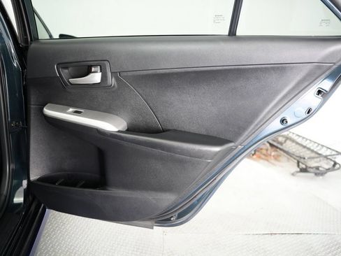 Used 2014 Toyota Camry SE FWD image 40