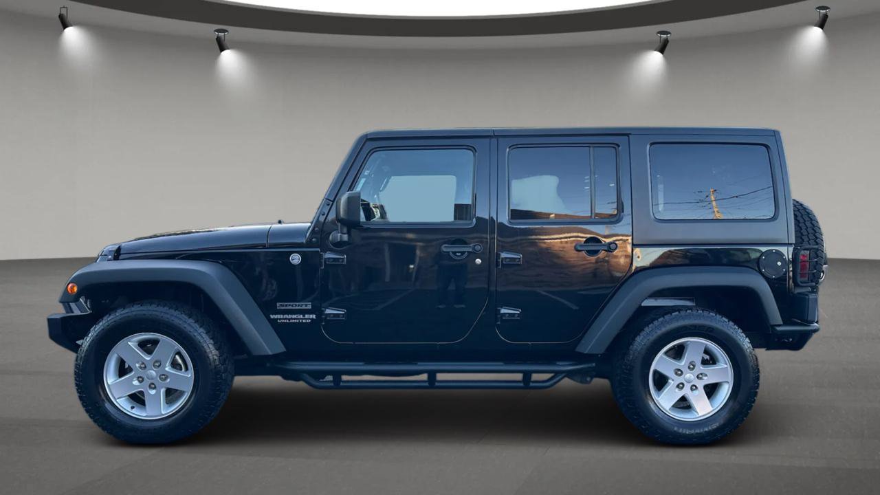Used 2015 Jeep Wrangler Unlimited Sport w/ Quick Order Package 24S AWD/4WD image 5
