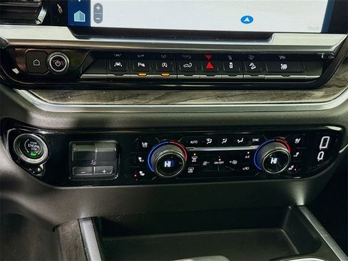 Used 2024 Chevrolet Silverado 1500 LTZ w/ LTZ Convenience Package II image 8