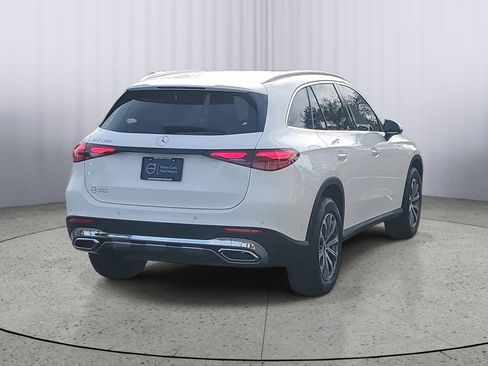Used 2025 Mercedes-Benz GLC 300 image 4