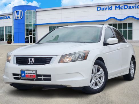 Used 2010 Honda Accord LX-P image 1