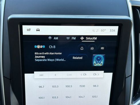Certified 2022 Ford Edge SEL AWD/4WD image 17