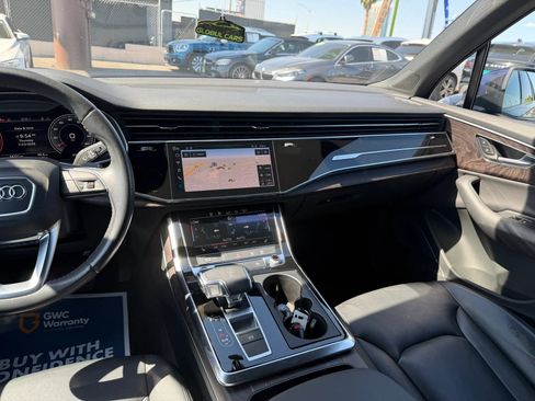 Used 2020 Audi Q7 3.0T Premium Plus w/ Premium Plus Package AWD/4WD image 28