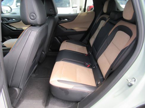 Certified 2025 Chevrolet Equinox ACTIV w/ Safety and Technology Package FWD image 37