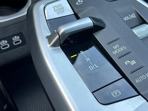 Used 2025 BMW X1 xDrive28i w/ Convenience Package image 19