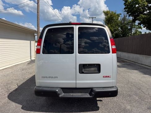 Used 2024 GMC Savana 3500 LS RWD image 8