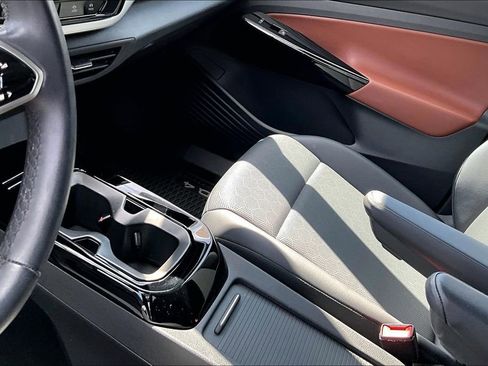 Certified 2022 Volkswagen ID.4 Pro S w/ Gradient Package image 20