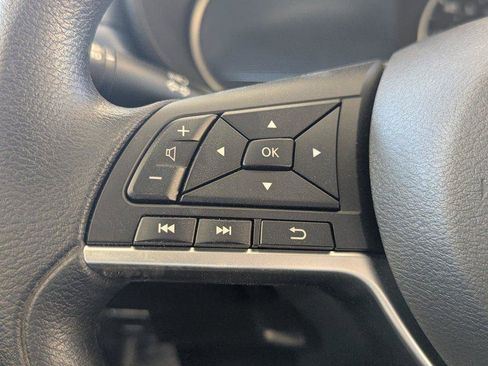 New 2025 Nissan Versa SV w/ Trunk Package FWD image 19