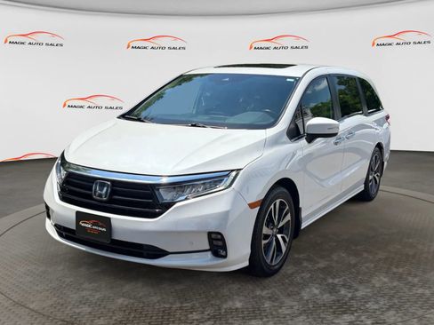 Used 2022 Honda Odyssey Touring image 1