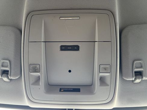 Used 2018 Chevrolet Silverado 1500 LT w/ All Star Edition image 38