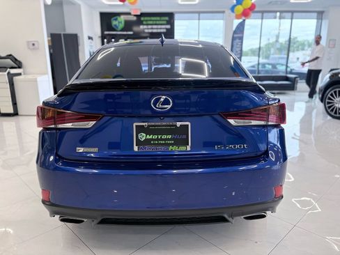 Used 2017 Lexus IS 200t F Sport w/ F Sport Package RWD image 11