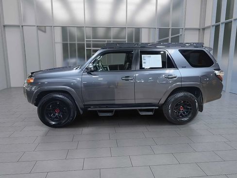 Used 2022 Toyota 4Runner SR5 w/ TRD Black Wheel Package (TMS) AWD/4WD image 5