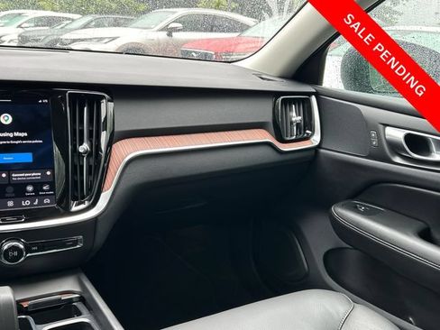 Used 2025 Volvo V60 B5 Cross Country Plus AWD/4WD image 49