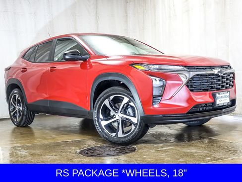 New 2026 Chevrolet Trax RS w/ Driver Confidence Package image 2