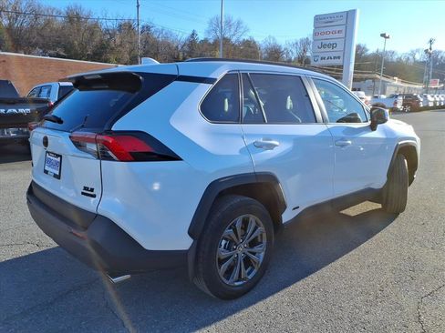 Used 2024 Toyota RAV4 XLE Premium w/ Weather Package image 4
