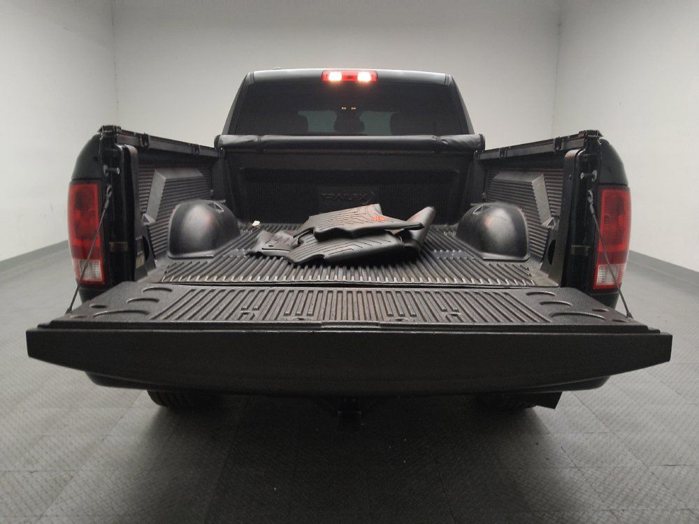 Used 2018 RAM 1500 Express w/ Black Ram 1500 Express Group RWD image 29