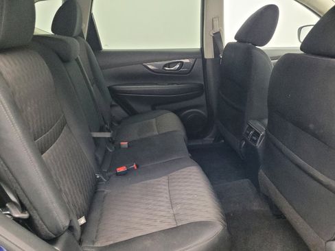 Used 2020 Nissan Rogue SV image 19