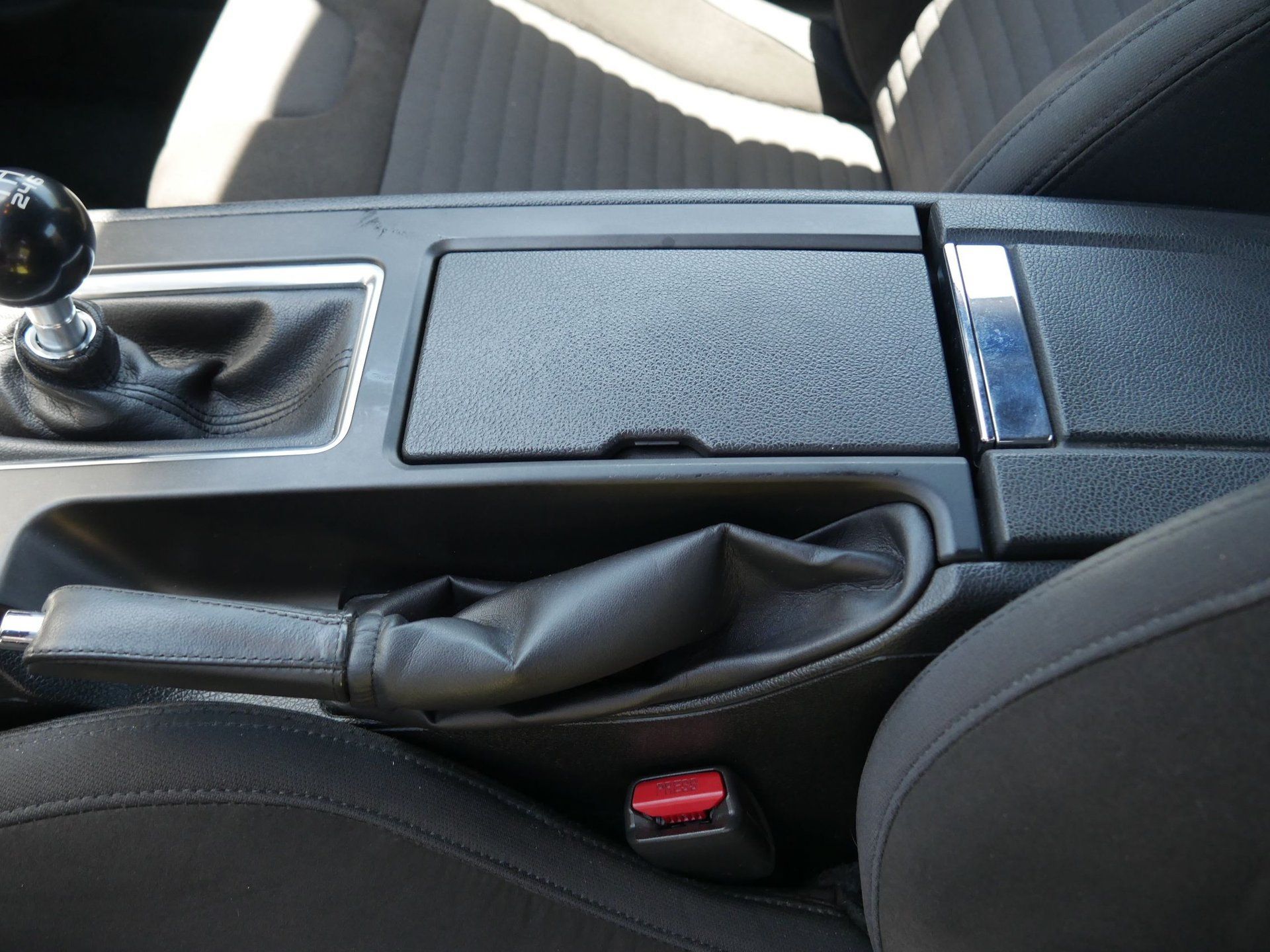Used 2012 Ford Mustang Boss 302 w/ Boss 302 Accessory Pkg RWD image 71