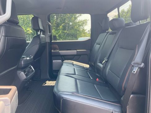 Used 2022 Ford F150 Lariat w/ Trailer Tow Package AWD/4WD image 14
