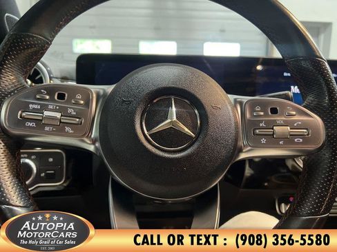 Used 2021 Mercedes-Benz CLA 250 image 21
