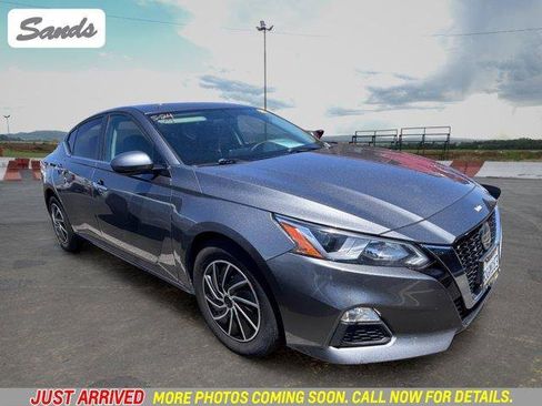 Used 2020 Nissan Altima 2.5 S FWD image 1