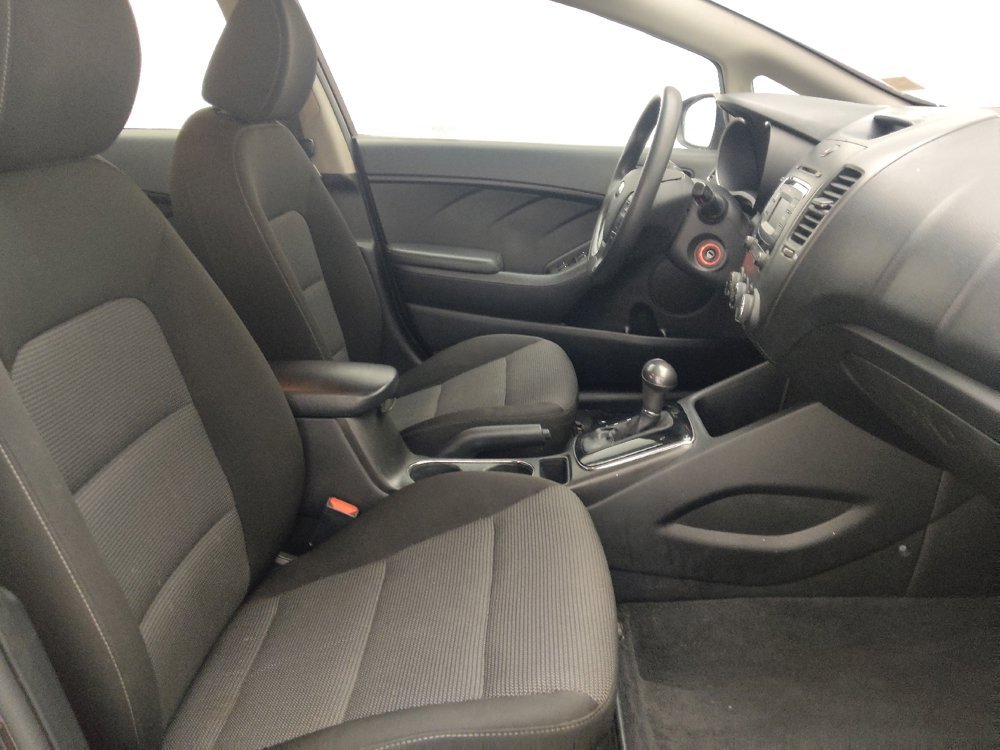 Used 2017 Kia Forte LX FWD image 21